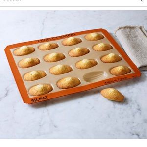 NEW Sur La Table Silpat Madeleine Cake Pastry Baking Mold